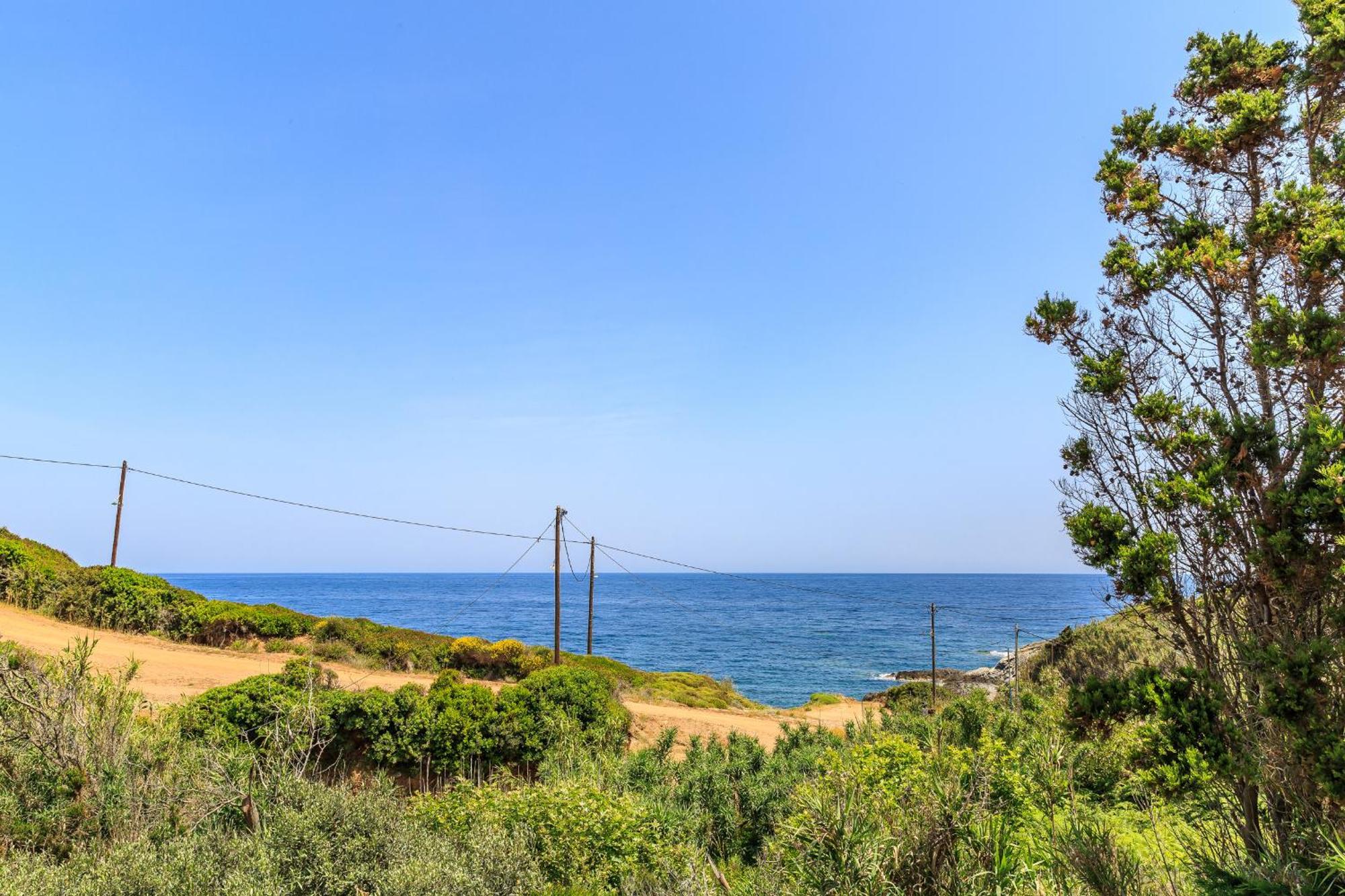 Nerissa Cottage - Skopelos Glossa Atheato Bagian luar foto