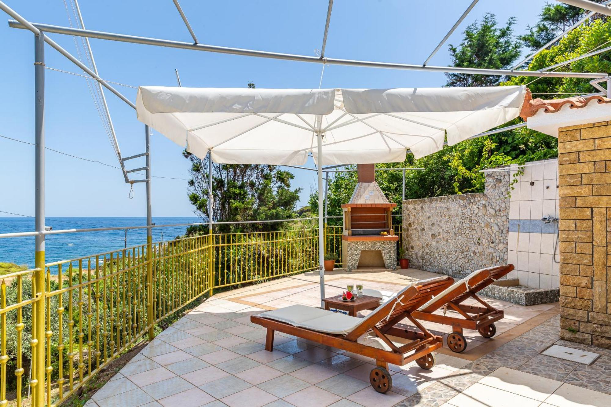 Nerissa Cottage - Skopelos Glossa Atheato Bagian luar foto