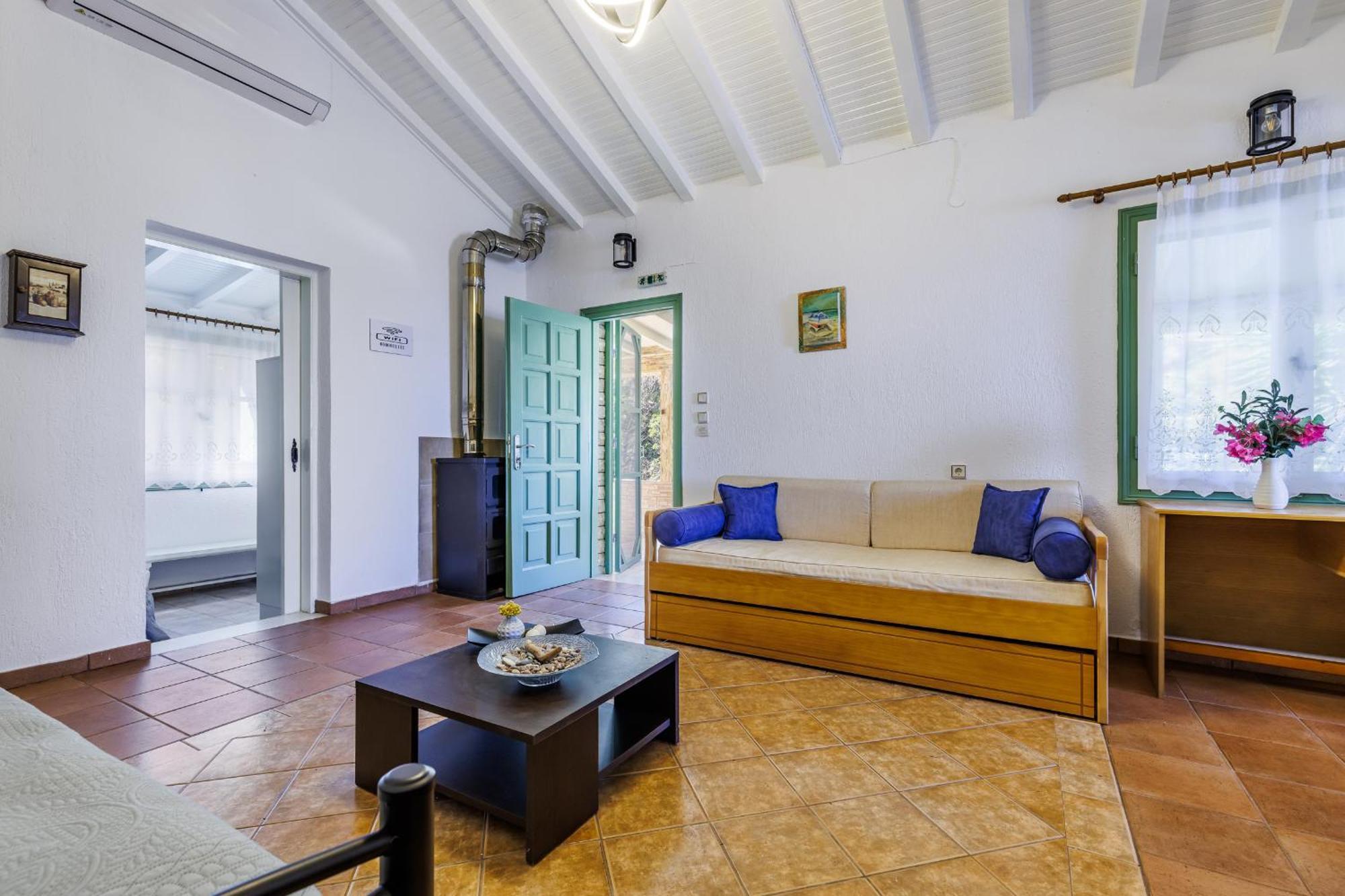 Nerissa Cottage - Skopelos Glossa Atheato Bagian luar foto